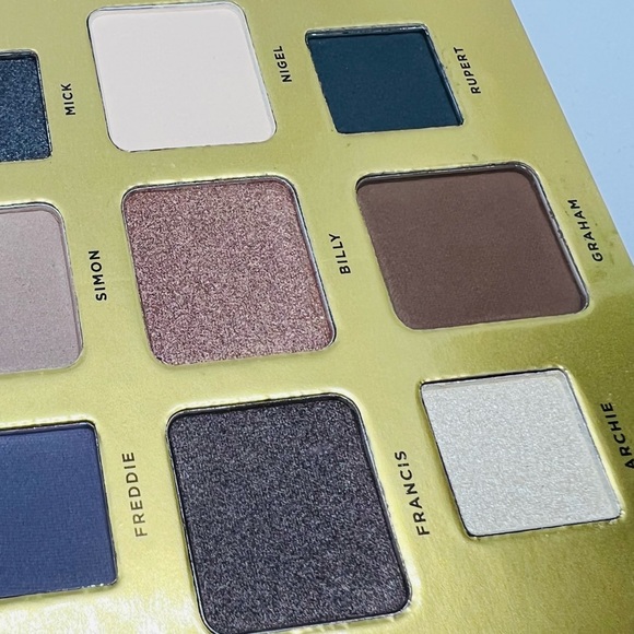 Butter LONDON - Teddy Boy Eyeshadow Palette - Picture 4 of 5